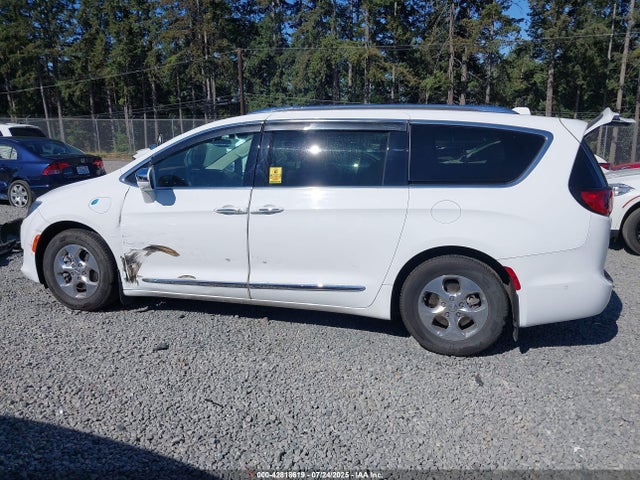 2C4RC1N76JR359256 Chrysler Pacifica