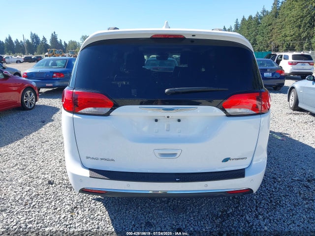 2C4RC1N76JR359256 Chrysler Pacifica