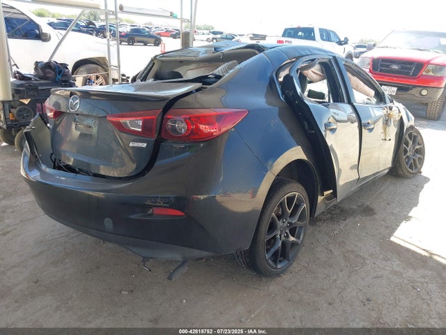 3MZBN1V39JM230067 Mazda py