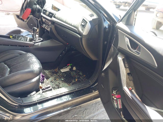 3MZBN1V39JM230067 Mazda py