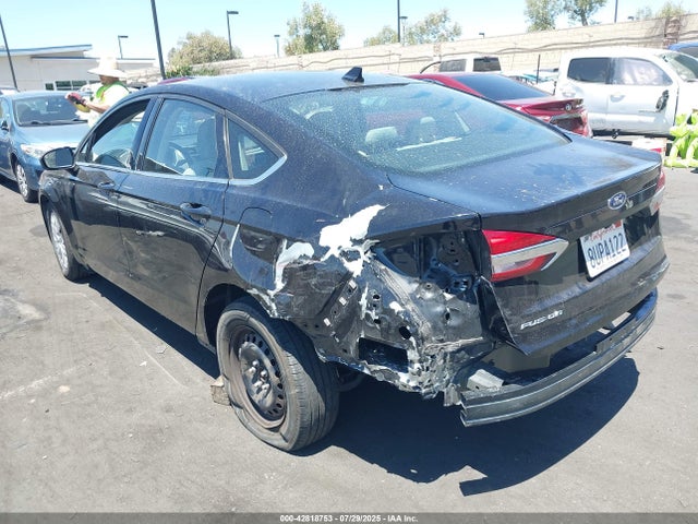 3FA6P0G7XLR171132 Ford 2020