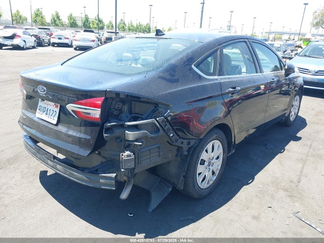 3FA6P0G7XLR171132 Ford 2020