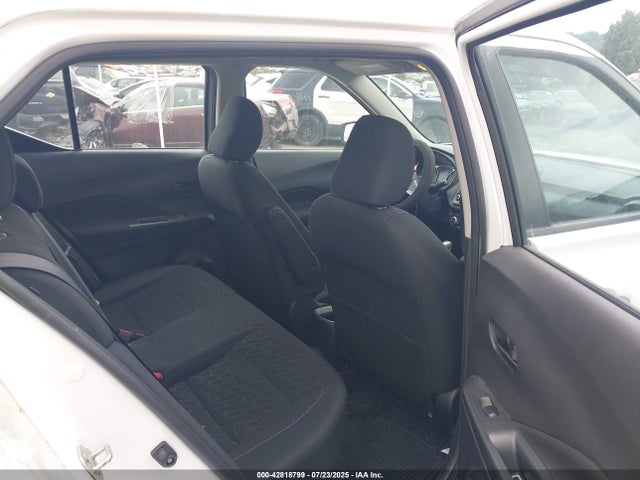 Nissan 2021 2021 3N1CP5BVXML485693 Image 8