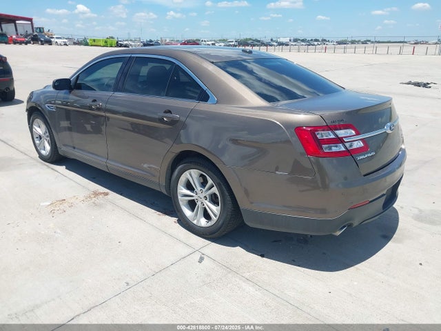 Ford 2016 2016 1FAHP2E80GG121935 Image 3