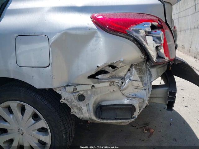 3N1CN7AP9JL810902 Nissan 2018
