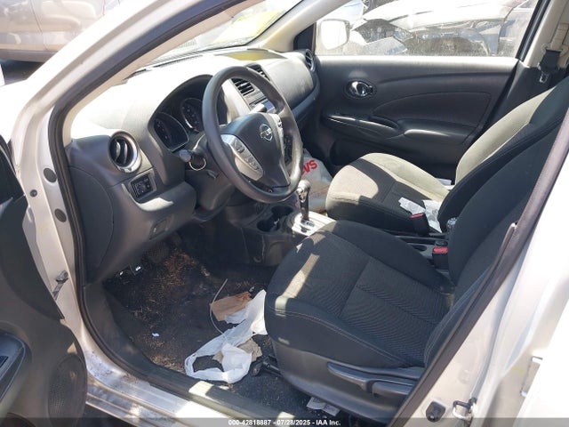 3N1CN7AP9JL810902 Nissan 2018