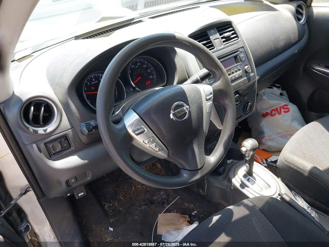 3N1CN7AP9JL810902 Nissan 2018