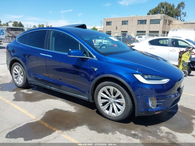 2020 TESLA MODEL X 5YJXCAE25LF235506 Photo 0