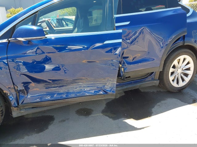 2020 TESLA MODEL X 5YJXCAE25LF235506 Photo 5