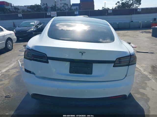 5YJSA1E5XNF483988 Tesla 2022