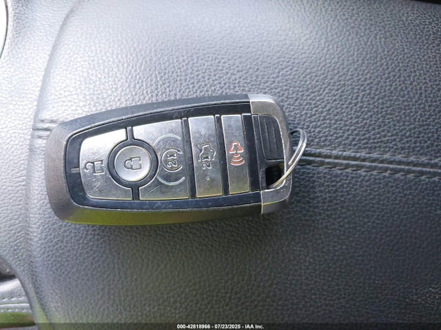 Ford tivct 2019 1FA6P8CF1K5178208 Image 24