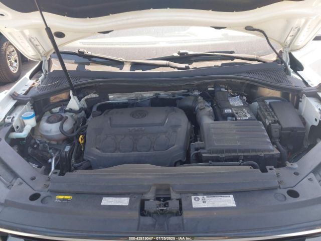 2018 VOLKSWAGEN TIGUAN 3VV3B7AXXJM069886 Photo 9