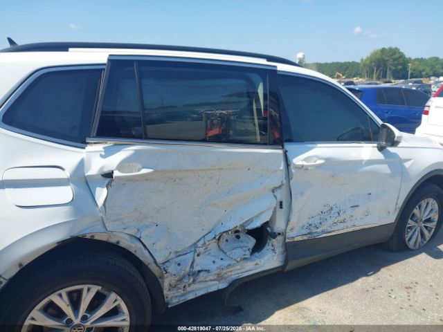 2018 VOLKSWAGEN TIGUAN 3VV3B7AXXJM069886 Photo 5