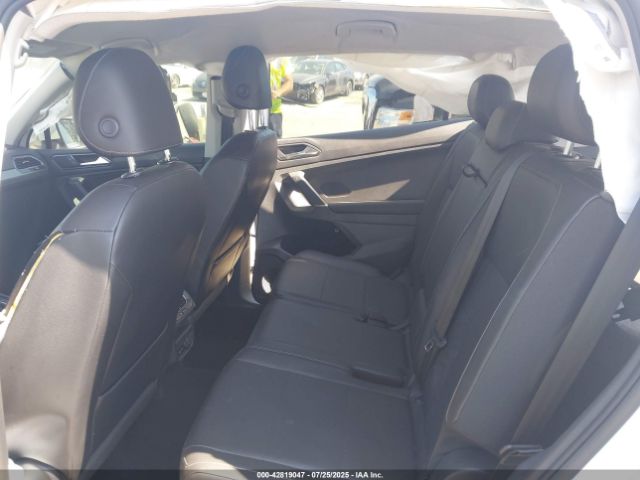 2018 VOLKSWAGEN TIGUAN 3VV3B7AXXJM069886 Photo 7