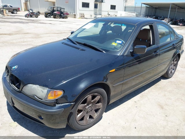 42819053 :رقم المزاد ، WBAAZ33404KP82138 vin ، 2004 Bmw 325i مزاد بيع