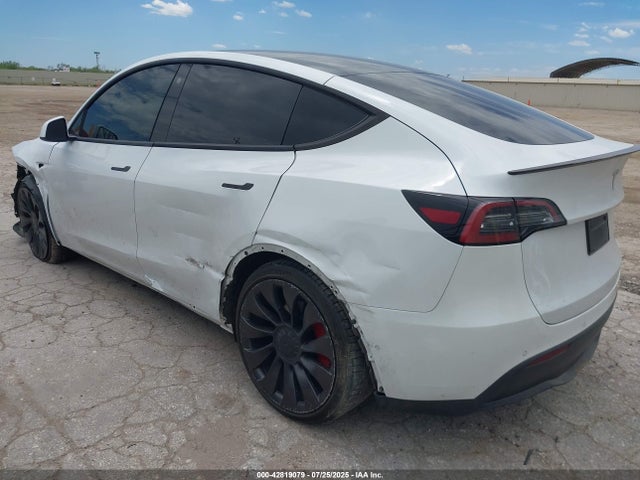 2022 TESLA MODEL Y 7SAYGDEF3NF398982 Photo 2