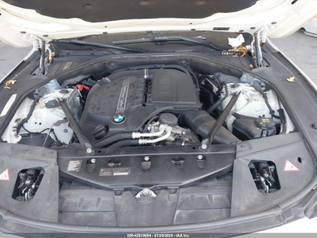 2015 BMW 740I WBAYA6C57FGK16659 Photo 9