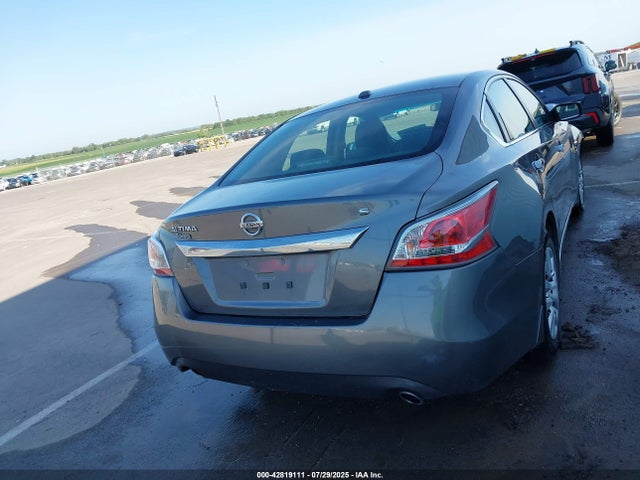 1N4AL3AP5FN878713 Nissan 2015