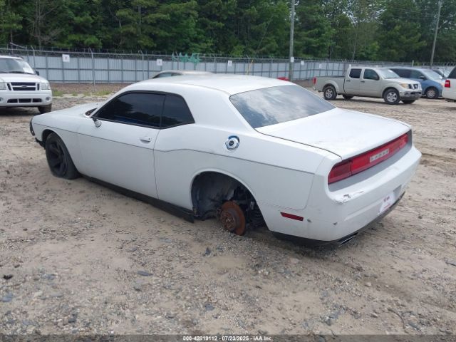 2013 DODGE CHALLENGER 2C3CDYAG0DH607372 Photo 2