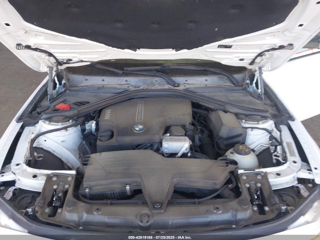 BMW 320i 2016 WBA8E1G54GNT35834 Image 10