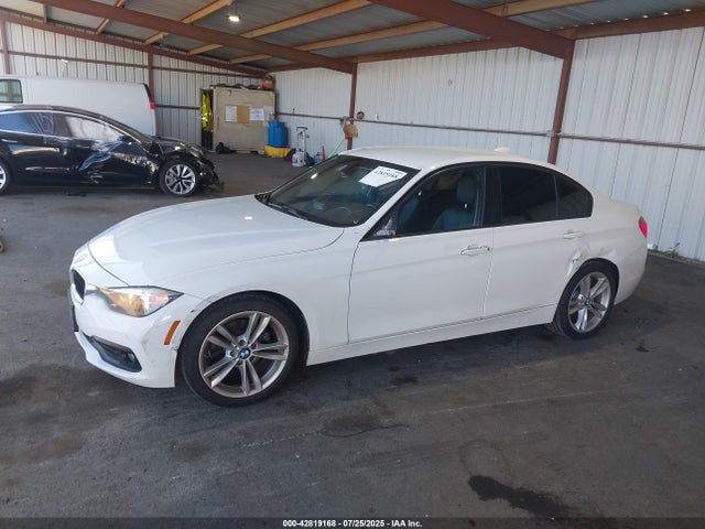 BMW 320i 2016 WBA8E1G54GNT35834 Image 6