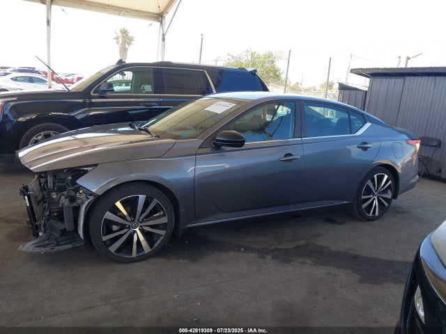 1N4BL4CV7LC231646 Nissan 2020