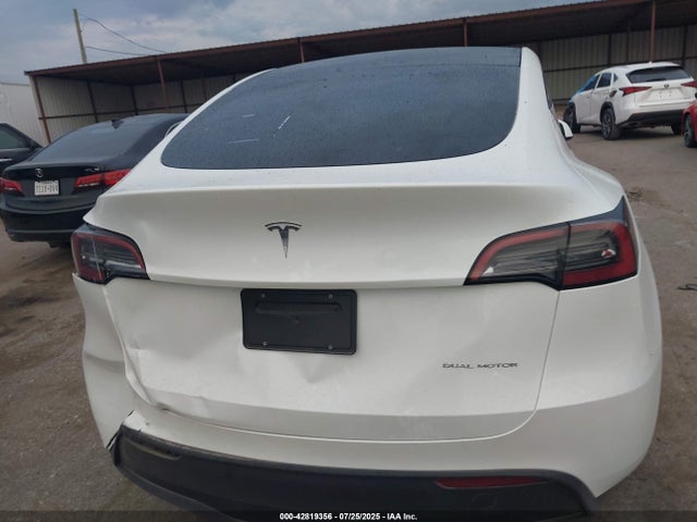 Tesla Model Y 2023 7SAYGDEE2PF630479 Image 15