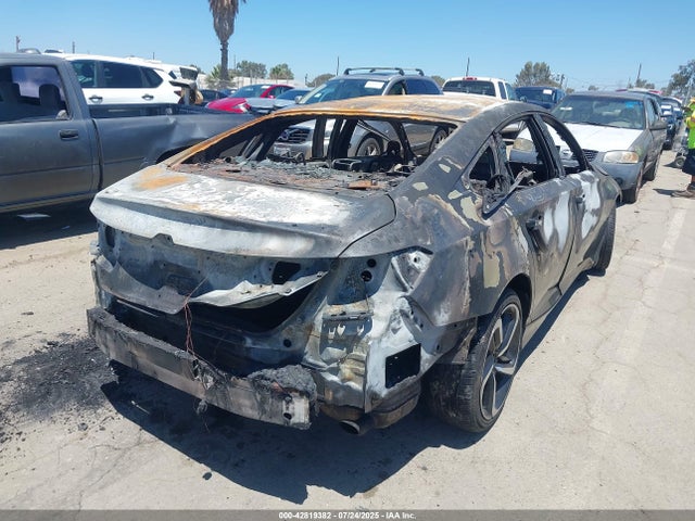 1HGCV1F30NA085821 Honda l15be