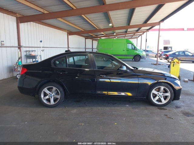 WBA3B1C51EP681060 BMW 320i