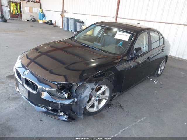 WBA3B1C51EP681060 BMW 320i