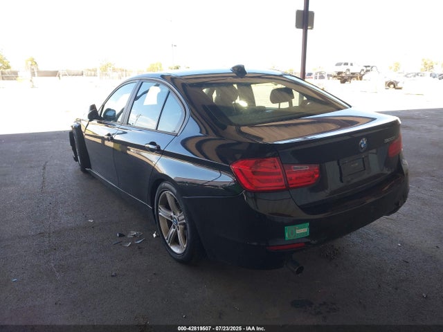 WBA3B1C51EP681060 BMW 320i