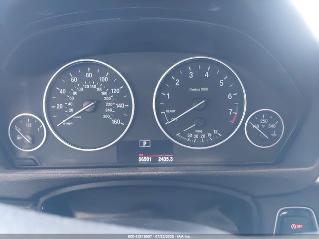 WBA3B1C51EP681060 BMW 320i