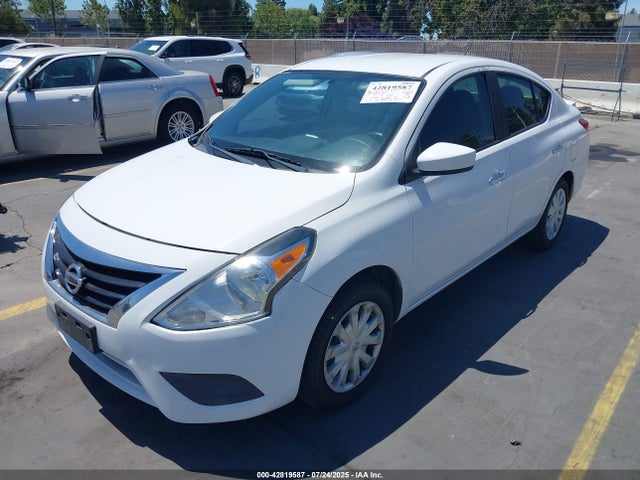 3N1CN7AP3KL852516 Nissan 2019