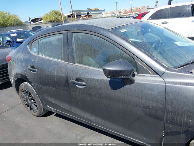 JM1BM1U75G1290332 Mazda pe