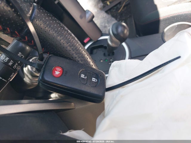 Scion 2ar-fe 2016 JTKJF5C77GJ026164 Image 11