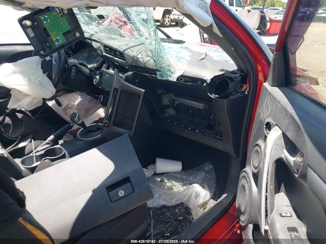 Scion 2ar-fe 2016 JTKJF5C77GJ026164 Image 5