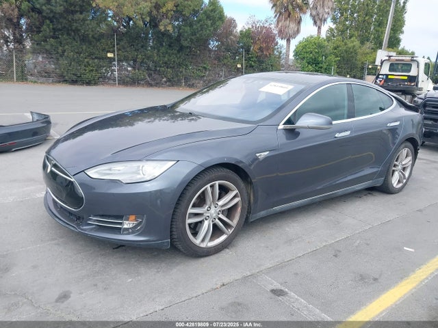 2014 TESLA MODEL S 5YJSA1H16EFP67644 Photo 1