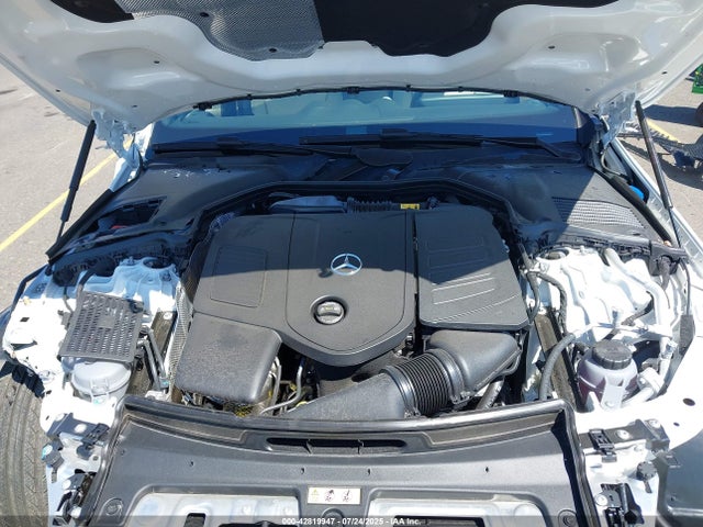 W1KAF4HB2SR245130 Mercedes-Benz m254