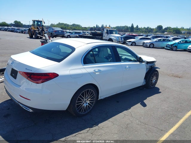 W1KAF4HB2SR245130 Mercedes-Benz m254
