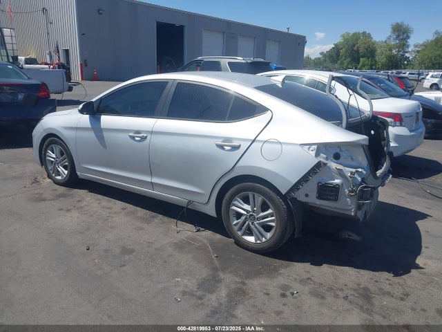 Hyundai ELANTRA SEL 2020 5NPD84LF9LH532825 Image 3