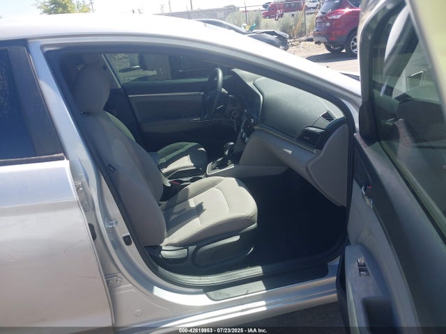 Hyundai ELANTRA SEL 2020 5NPD84LF9LH532825 Image 5