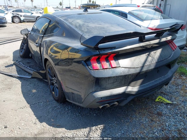 Ford 4v 2024 1FA6P8TH2R5108583 Image 3