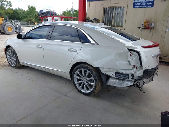 2015 CADILLAC XTS 2G61M5S36F9275872 Photo 2