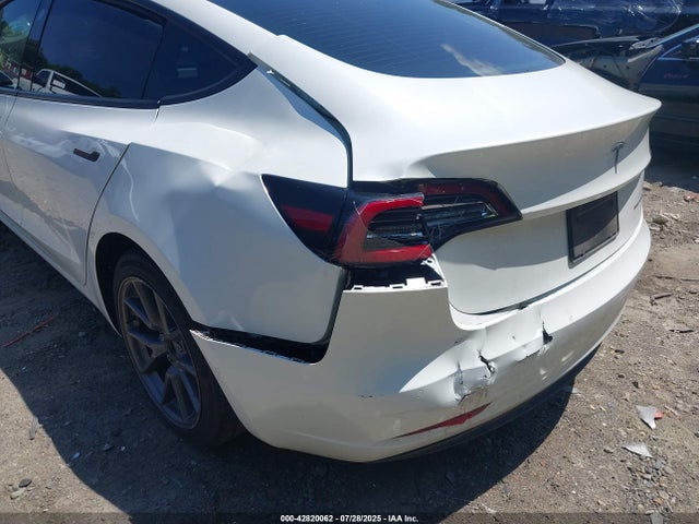 Tesla MODEL 3 2022 5YJ3E1EB8NF277387 Image 6