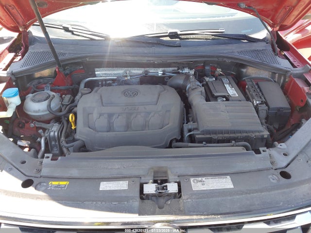 Volkswagen Tiguan 2019 3VV3B7AX8KM179997 Image 10
