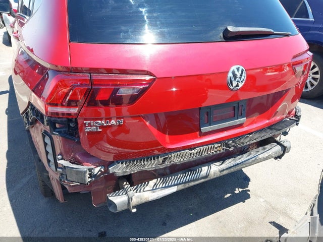 Volkswagen Tiguan 2019 3VV3B7AX8KM179997 Image 6