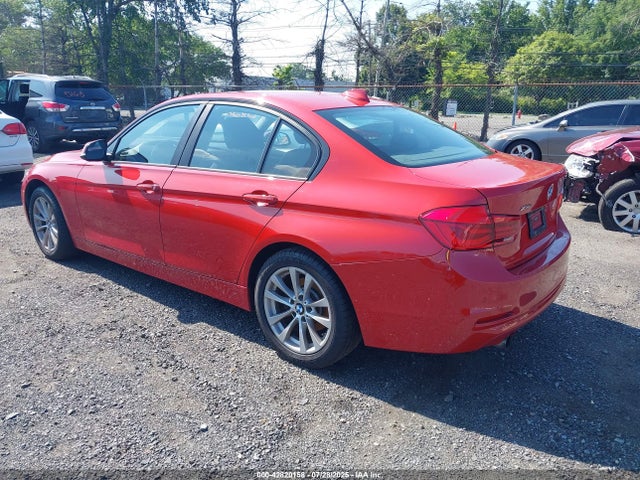 BMW 320i 2017 WBA8A3C33HK693053 Image 3