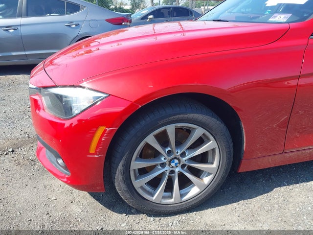 BMW 320i 2017 WBA8A3C33HK693053 Image 6