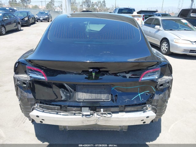 5YJ3E1EA4KF441477 Tesla 2019