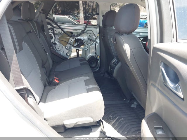 Chevrolet lsy 2023 3GNKBCR48PS187234 Image 8